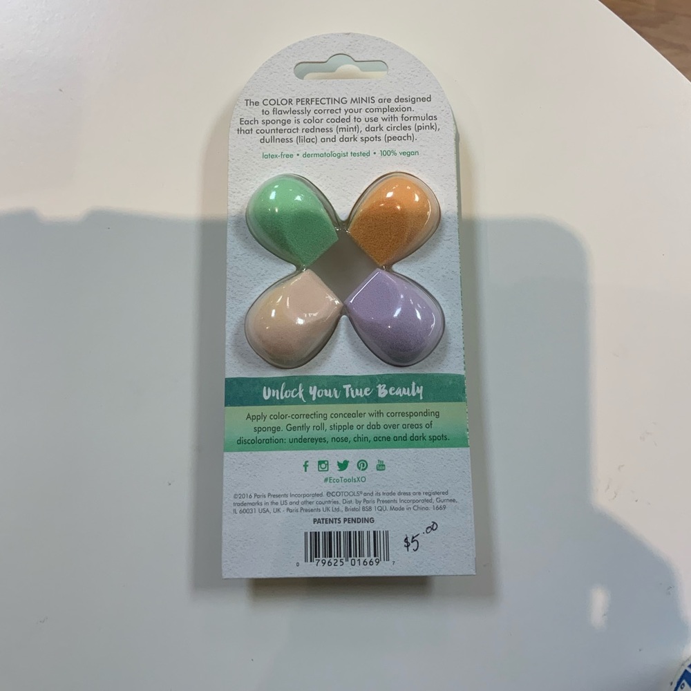 Mini beauty blenders